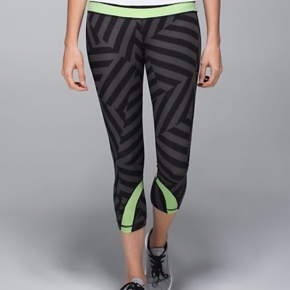 LULULEMON LEGGINGS*** - Picture 2 of 7